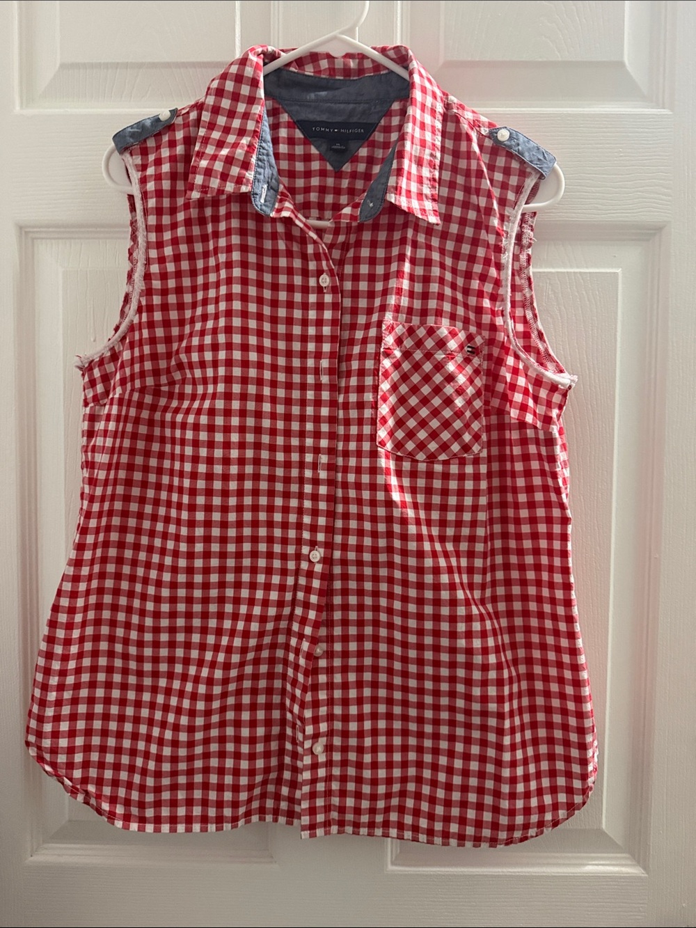 Tommy Hilfiger Red & White Gingham Sleeveless Button-Up Top